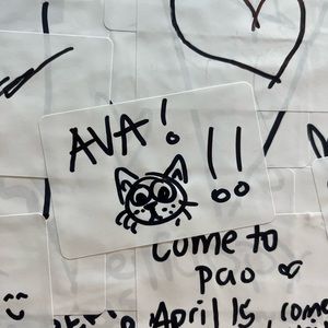 Meet your Posher, Ava